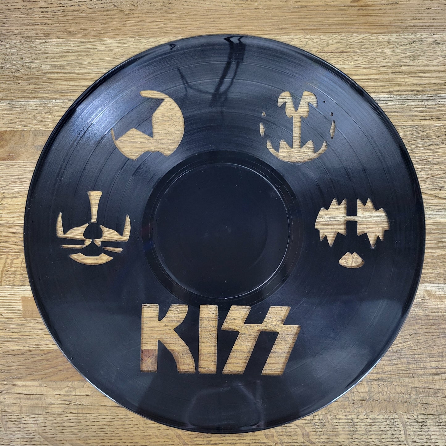 Kiss
