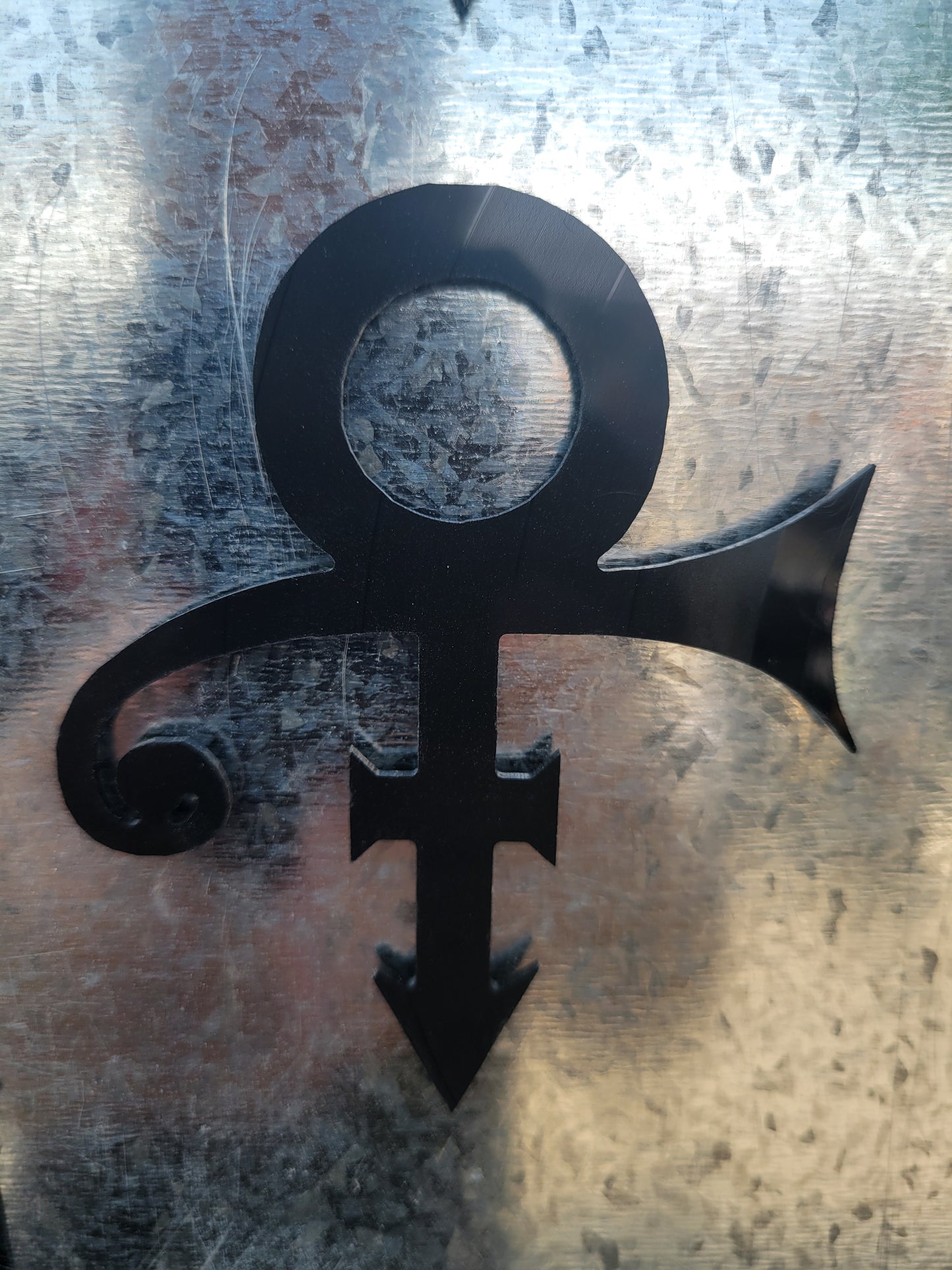 Prince magnet